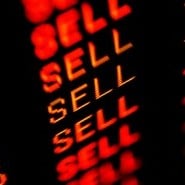 trading screen iStock 000007388795XSmall e1289947313436 5 Stocks to Sell at All Time Highs