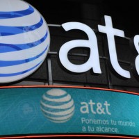 Should I Buy AT&T? 3 Pros, 3 Cons