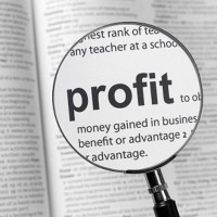 Corporate Profit Streak Is at Risk on Outlooks