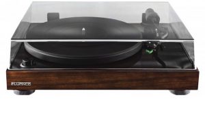 best gifts under $500, Fluance RT-81 turntable