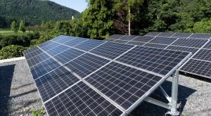 Solar Stocks to Buy: JinkoSolar (JKS)