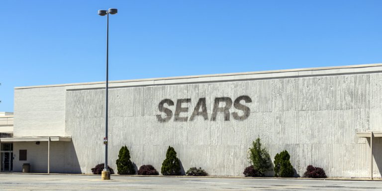 Sears stock - Ill-Conceived Signs Aren’t Nearly the Worst Thing About Sears Stock