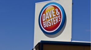 Dave & Buster's (PLAY)