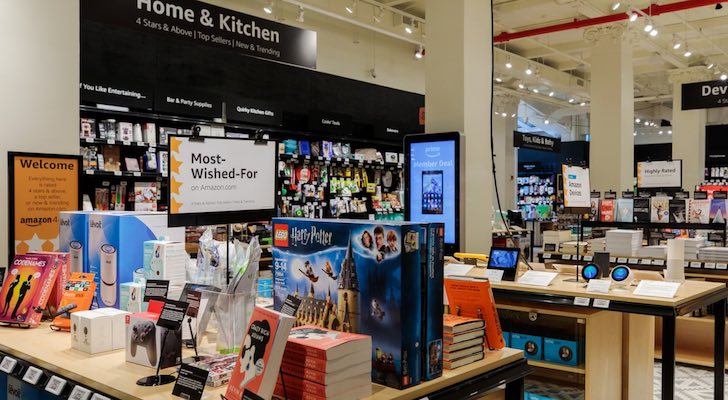 Amazon 4-Star - Amazon 4-Star Store Opens Today, Could Be Bad News for Target