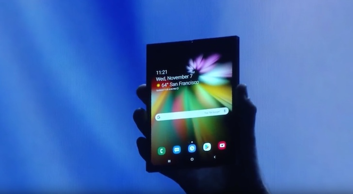 foldable smartphone - Apple Could Be In Big Trouble With Samsung’s ‘Foldable’ Phone