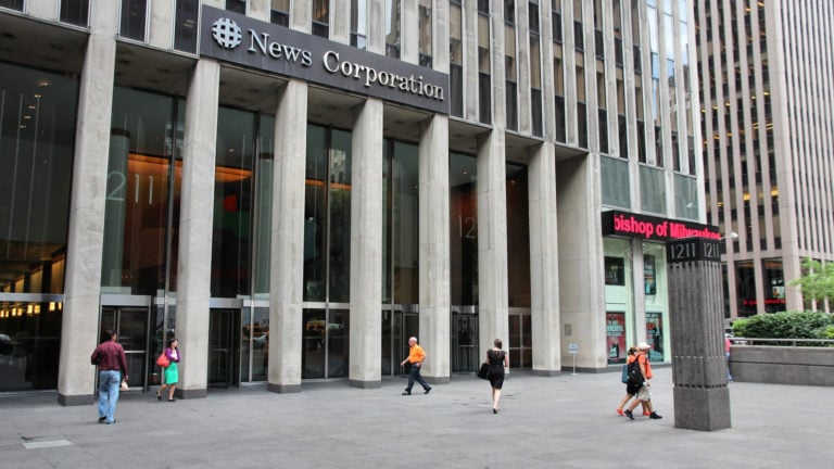 NWSA Stock - NWSA Stock Alert: What to Know as Rupert Murdoch Abandons Merger Plans