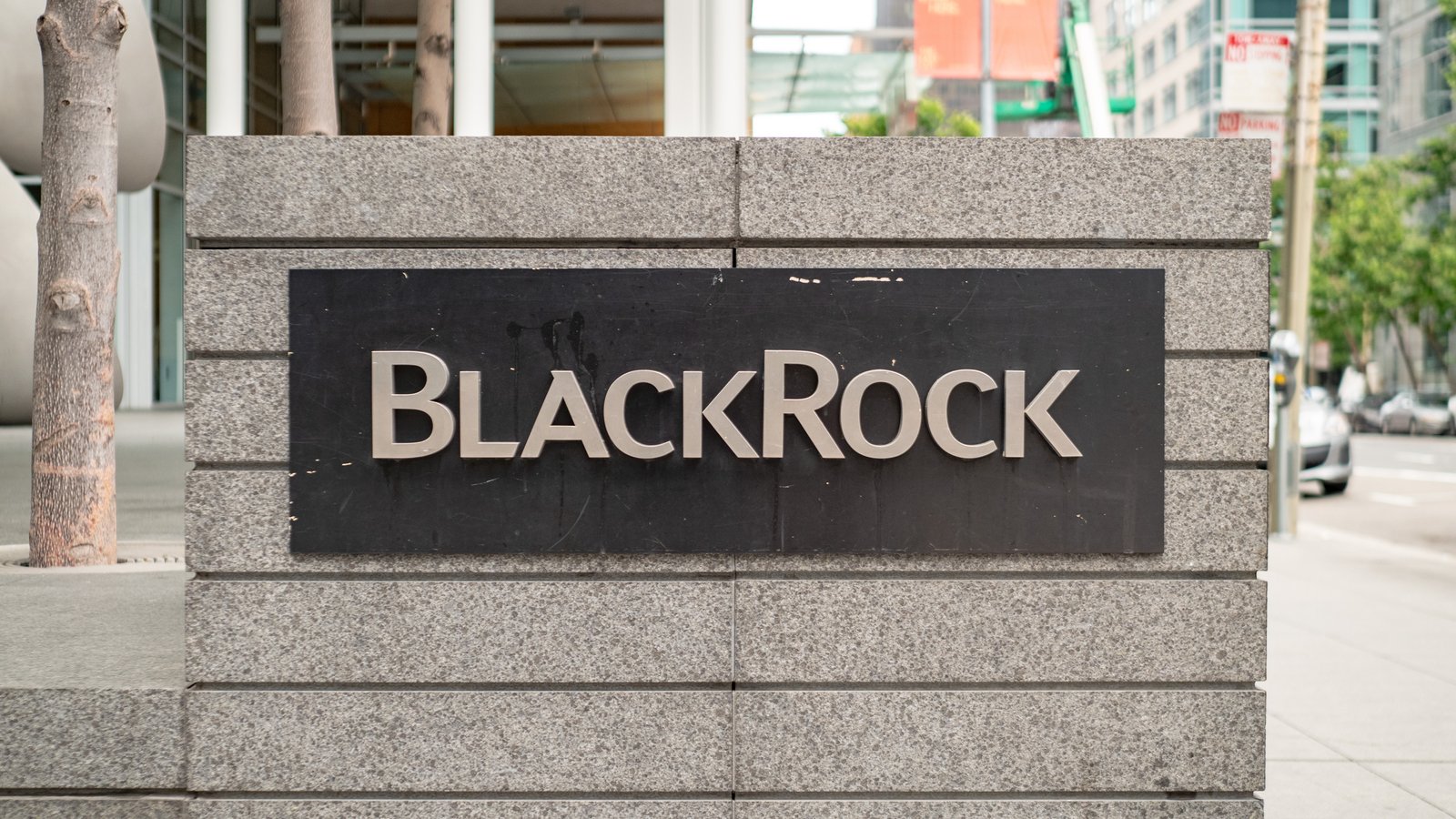 13 Top Takeaways From BlackRock CEO Larry Fink's Annual Letter