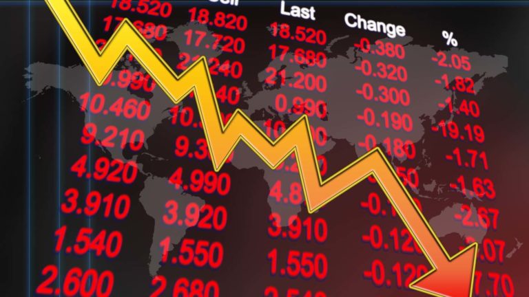stock market crash - Stock Market Crash Coming? If It Does, These 3 Stocks Can Survive