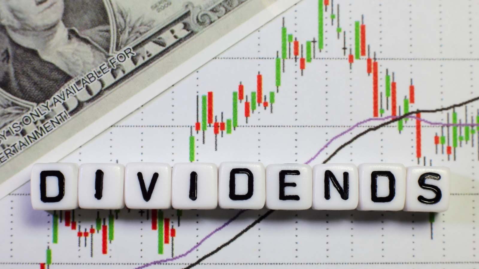 3 Stocks Under $10 With a Robust Dividend Yield