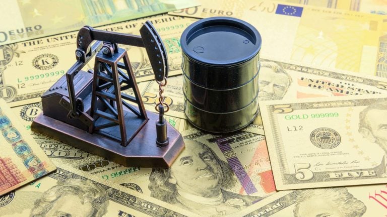 energy stocks - 3 Energy Stocks to Sell as Oil Slumps