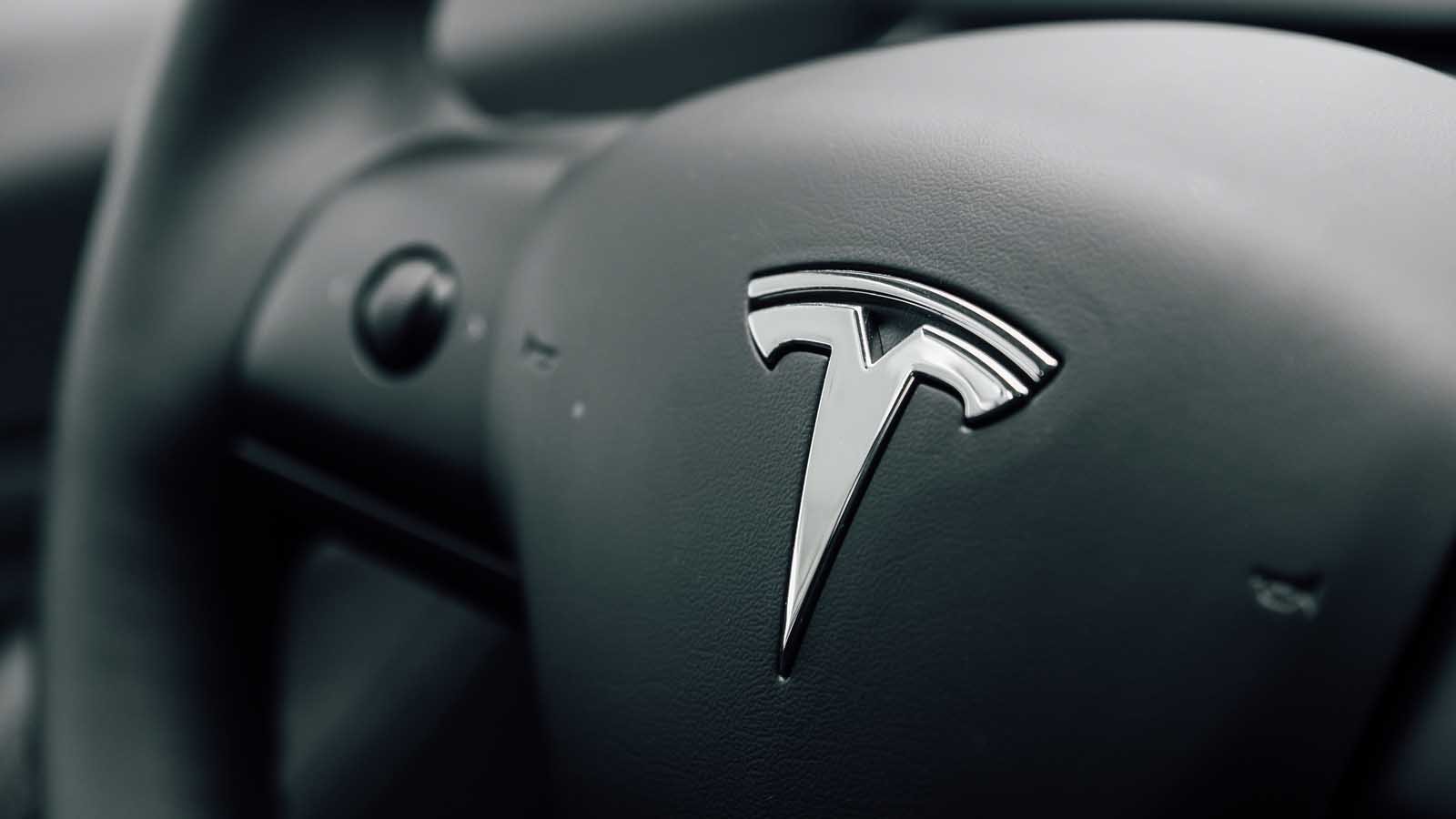 TSLA