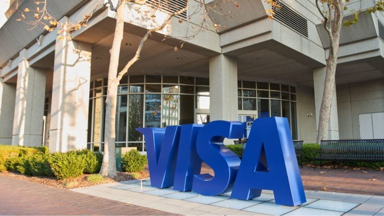 V stock - Visa Is a Reliable Payments Giant That Will Endure