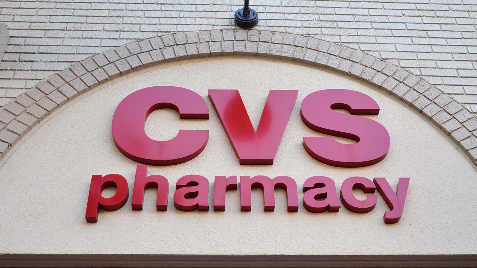 Strike Alert 2023 Workers at CVS, Walgreens, Rite Aid Walk Out