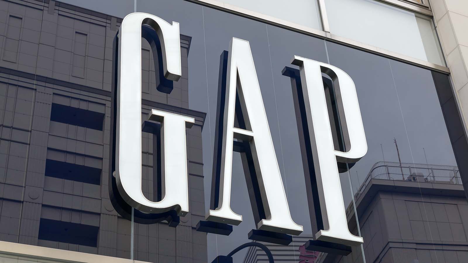 Gap Seeks Reinvention Amid Its Retreat