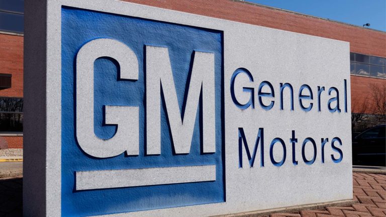 GM stock - GM Stock Halted as General Motors Issues Earnings Warning