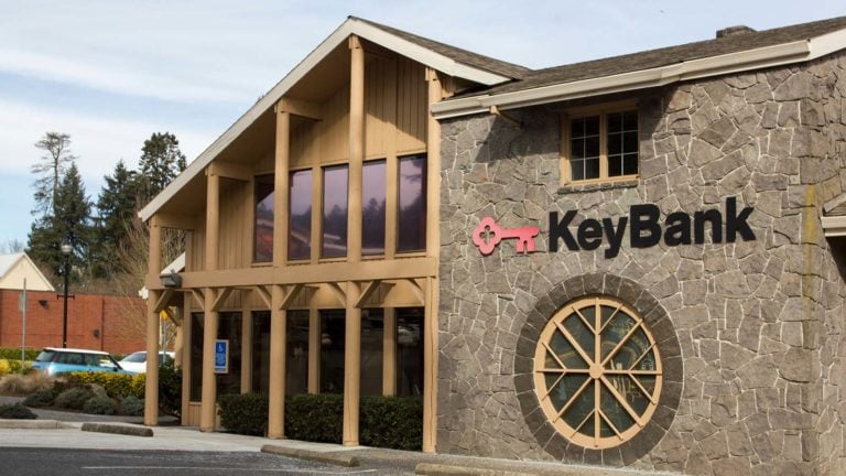 KEY stock - KEY Stock Surge Alert: What’s Going On With KeyCorp Shares Today?