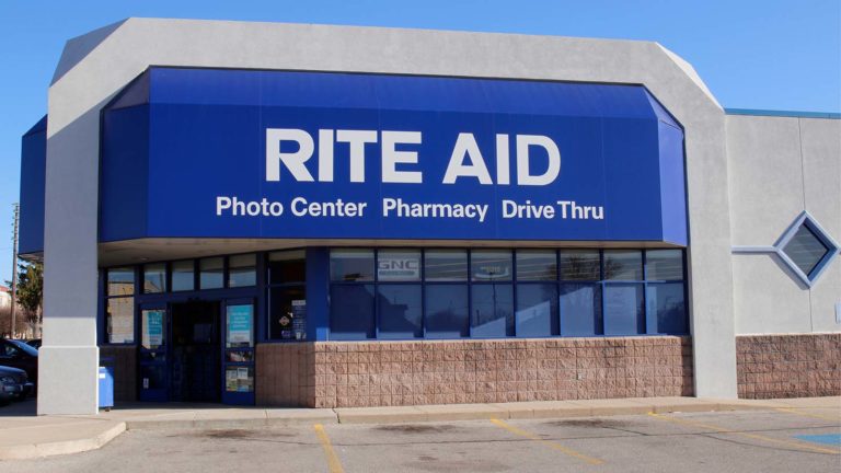RAD stock - RAD Stock Alert: Rite Aid Plunges on the Brink of Bankruptcy