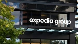 building facade with expedia (<a href=