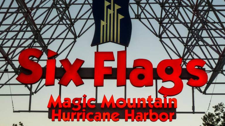SIX stock - Can Activist Investors Save Six Flags (SIX) Stock?