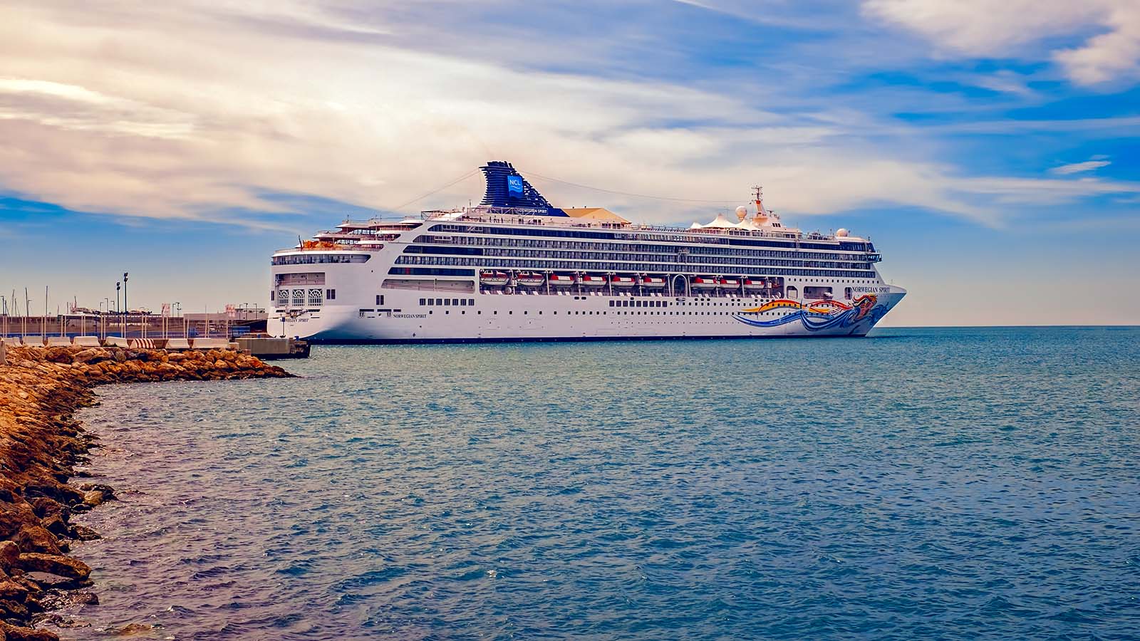 Is Norwegian Cruise Line Stock Finally a Buy? Let's Look ...