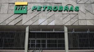 the Petroleo Brasileiro (PBR) logo on a building during daylight