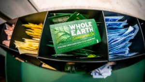 Whole Earth Sweetener co packet and box