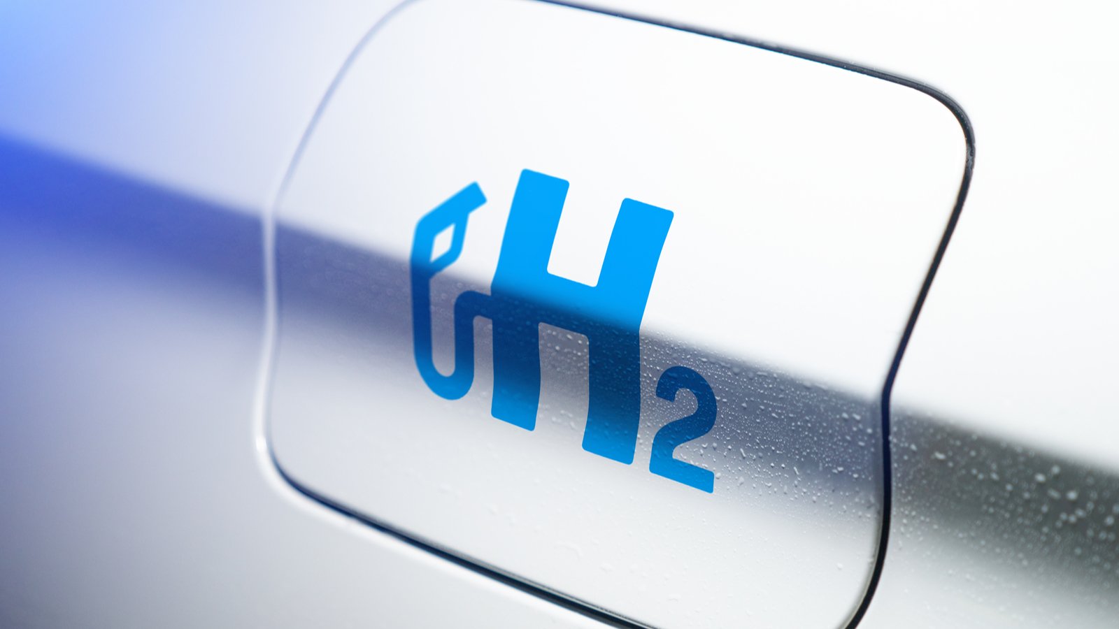 a symbol with H2 (hydrogen) on it and a fill-up tank