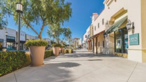 Commercial shopping center in a tropical climate