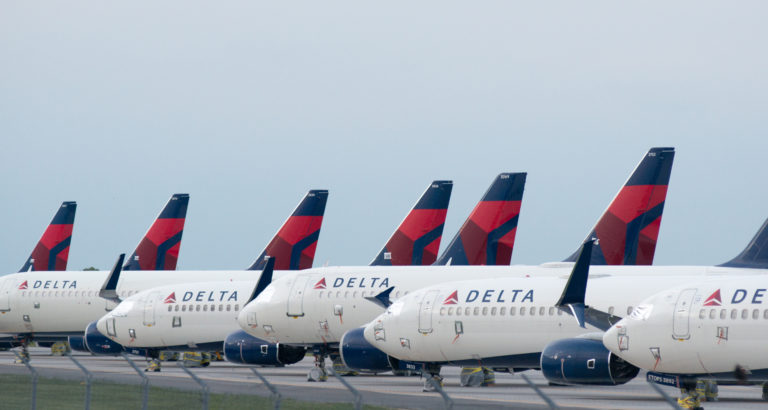 DAL Stock - DAL Stock: Delta Offers Free Flight Changes to Combat Fourth of July Frenzy