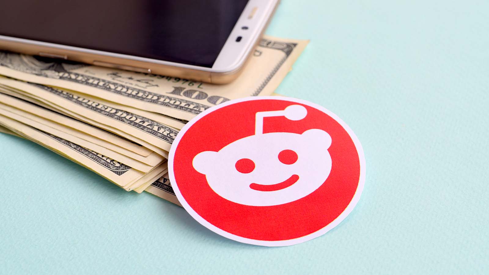 Reddit to lay off about 5% of its workforce