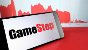 Photo du logo Gamestop (GME) sur un téléphone portable.