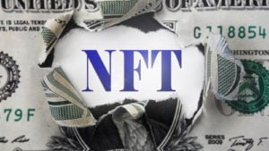 NFT derrière le billet d'un dollar