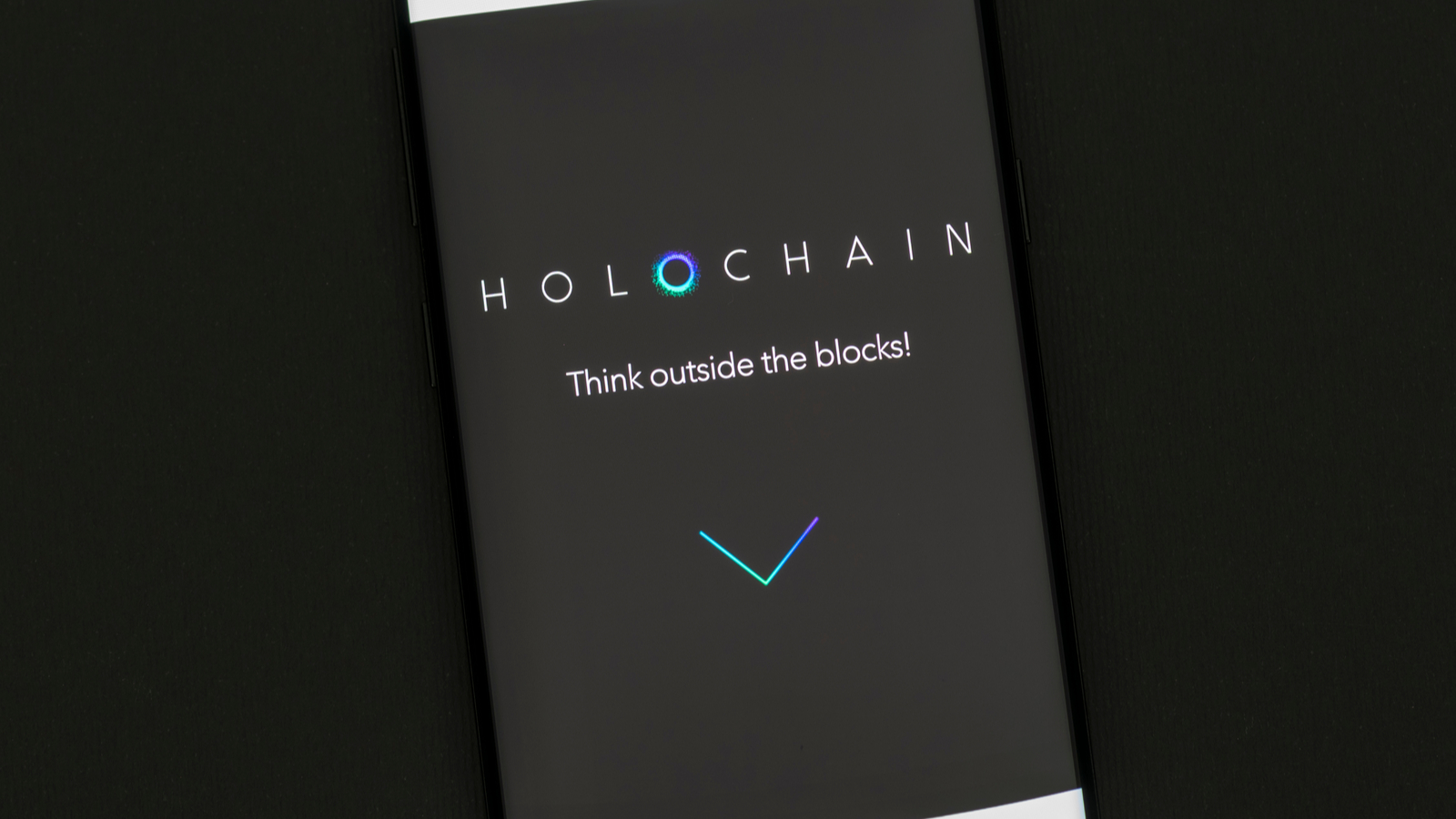 can you buy holo on crypto.com