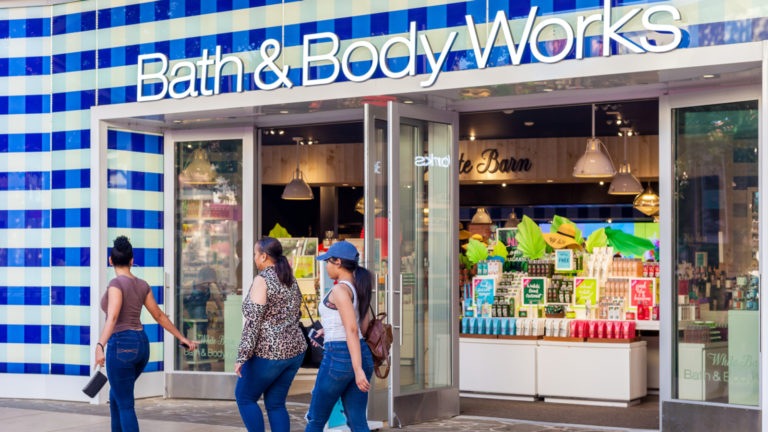 Billionaire Dan Loeb Is Betting on Bath & Body Works (BBWI) Stock thumbnail