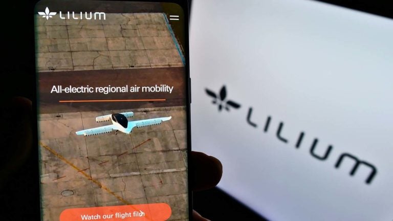 LILM stock - LILM Stock: Lilium Gets Ready for Takeoff with EU Flying Taxi Approval