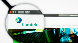 Camtek Ltd のロゴがディスプレイ画面に表示されます。