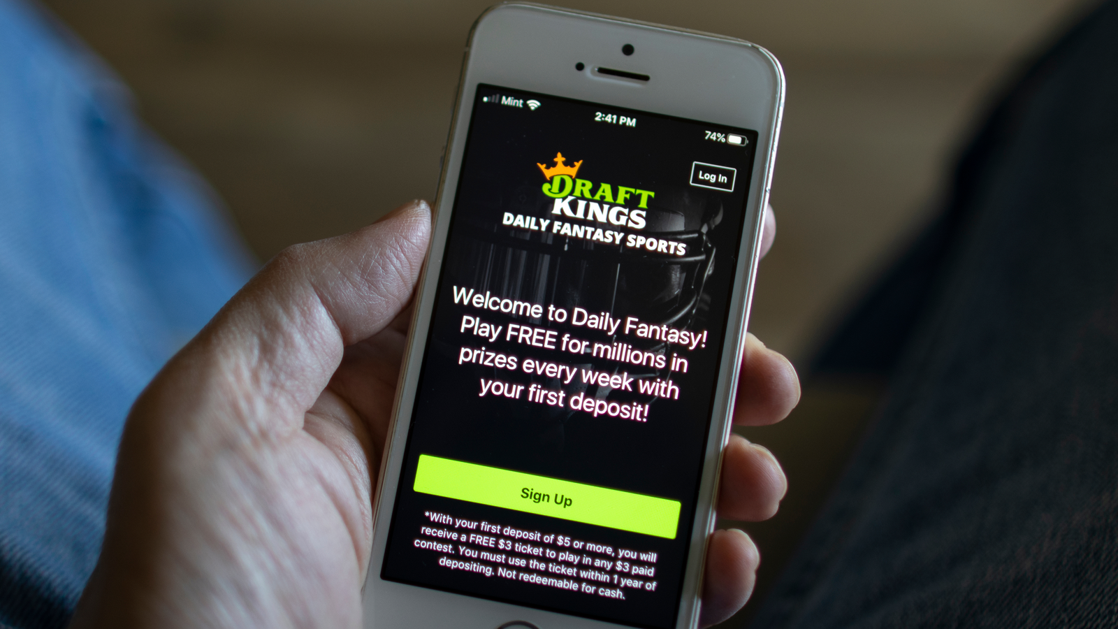 Why Did DraftKings Stock Go Up Despite Missed Q3 Earnings?