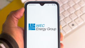 WEC Energy Group logo seen displayed on a smartphone