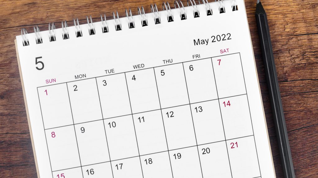 may 2022 desk calendar