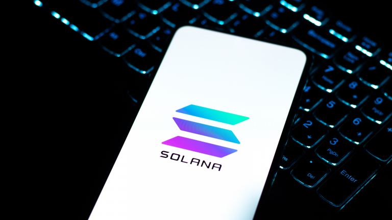 Solana - Solana Announces Web 3.0 Smartphone, Prompting SOL Crypto Gains