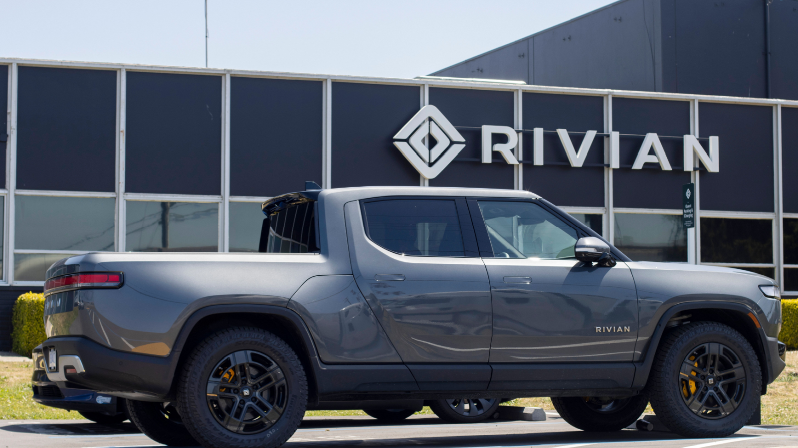 RIVN Stock: Rivian doubles down on plans to build a second electric vehicle factory
