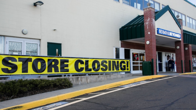Bed Bath & Beyond Store Closings - Bed Bath & Beyond Stops Taking Coupons Amid Store Closings