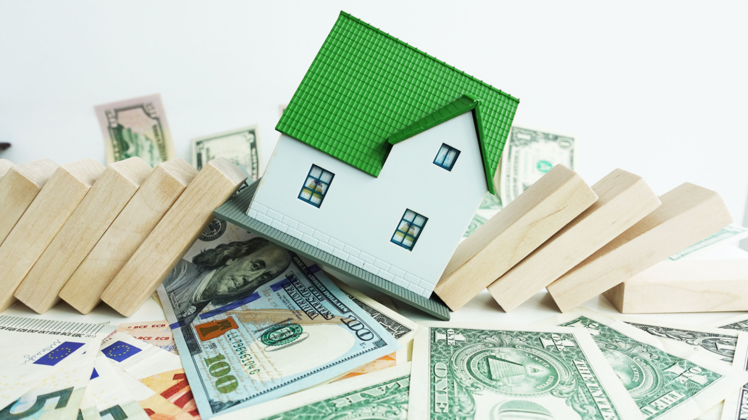 3 Signs that the Housing Market Will Crash in 2024 InvestorPlace