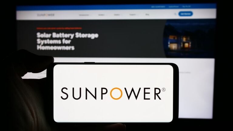 SPWR stock - SPWR Stock Alert: Is SunPower on the Brink of Collapse as Shipments, Installs Stop?